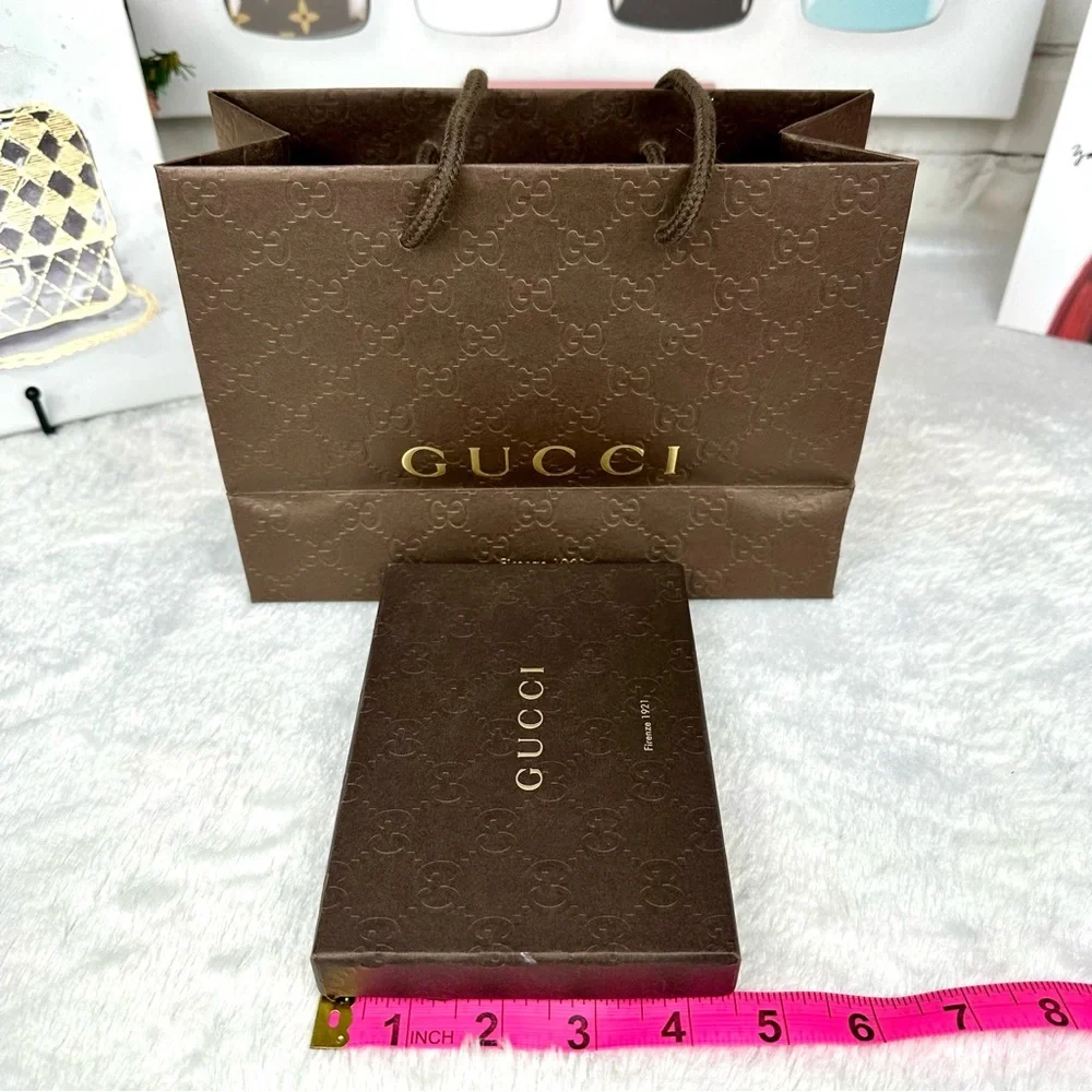 SOLD Gucci Gift Card Box, Shopping Bag and Card Set - Picture 6 of 6
